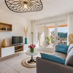 La Girelle De Vacances Giens Apartment
